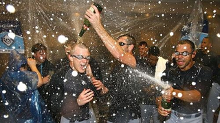 Illustration for article titled Deadspin Classic: A Children's Treasury Of Men Getting Blasted In The Face With Champagne